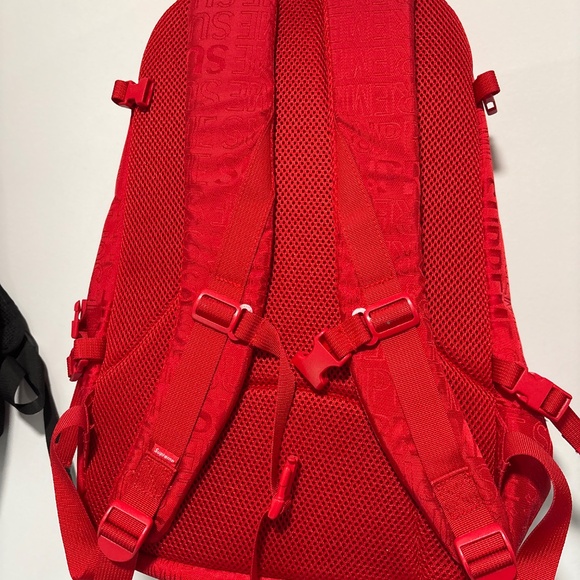 Supreme backpack - Picture 2 of 2